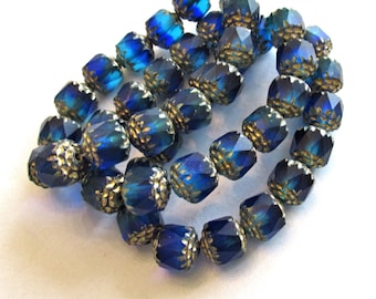 Quinze contas de vidro checo de 8 mm, estilo catedral - mistura de azul safira e azul água com detalhes em dourado Picasso - contas facetadas com acabamento polido a fogo e corte antigo C00302
