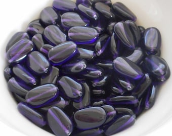 15 Deep Violet, Purple, Amethyst slightly twisted oval Czech Glass beads, 14mm x 8mm pressed glass beads C00411