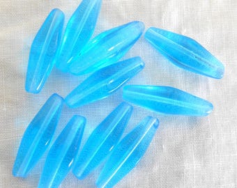 10 24 x 9mm aqua blue glass long lantern or tube beads C0039