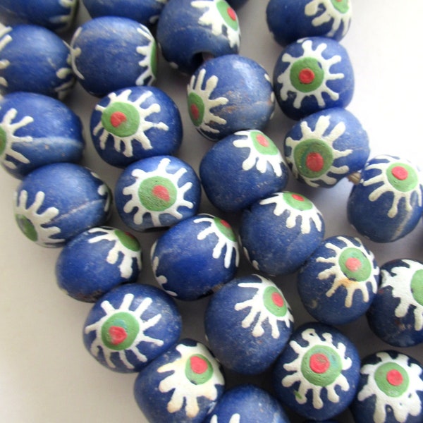 Lot of 8 African Ghana Krobo round recycled glass flower beads -  blue beads with white flowers - 11-12mm - big hole rustic  beads - C00501