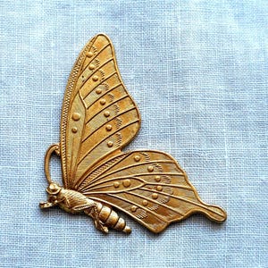 1 raw raw brass stamping, art nouveau, deco, Victorian butterfly, pendant, charm, connector, ornament, 47mm x 28mm, USA made C02101