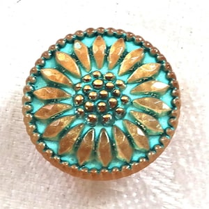 One 18mm Czech glass flower button, gold sunflower with a turquoise wash, verdigris look, decorative floral shank buttons 30201