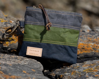 LOCHAN waxed canvas pouch - Scree/Storm/Moss