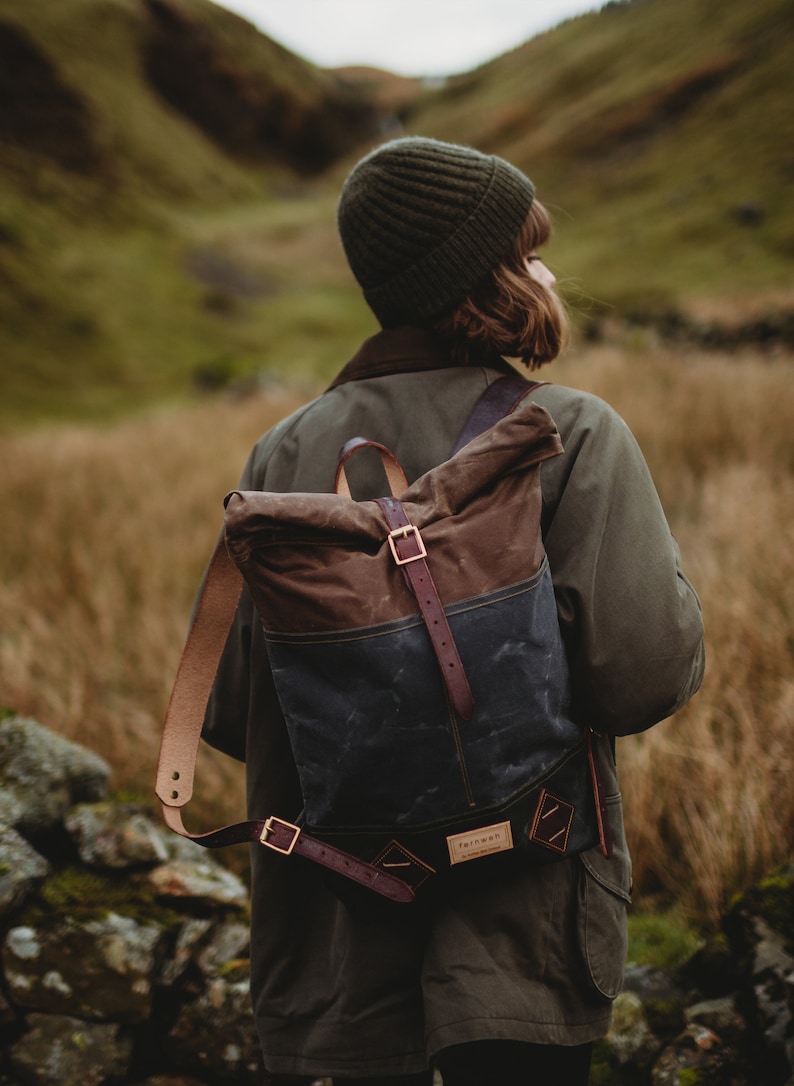 MUICK Waxed Canvas Backpack Bark/Scree/Forest image 2