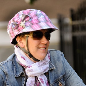 Annie Helmet Cover