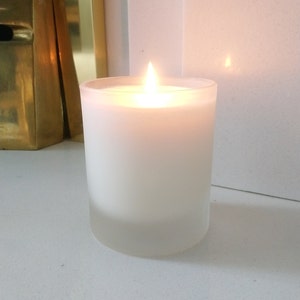 Doula Gift Gifts for Pregnancy Vegan Crystal Candle Healing Candle Grounded 4oz Yoga Gifts Bereavement Gift Stress Relief Gift