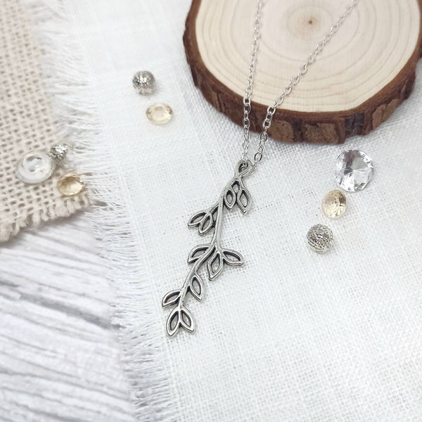 Leaf Vine Necklace Silver, Silver Leaf Necklace, Origami Leaf Charm Pendant, Leaf Necklace, Leaf Jewellery, Geometric Necklace