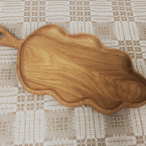 Wooden tray, Serving plate, Serving tray, Oak wood, Oak leaf shape