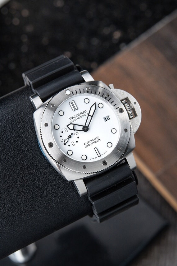 Panerai PAM01223 Submersible Bianco White 42mm