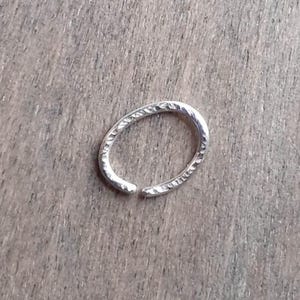 Oval hoop for tragus, daith, rook, helix, cartilage piercings in 20, 18 gauge 0.8, 1, mm hammered hoop silver 935 Argentium earring