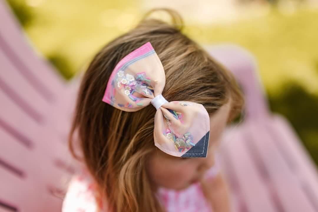 Pencil Shaker Hair Bow, Back to School Bows, Hair Bows for Girls