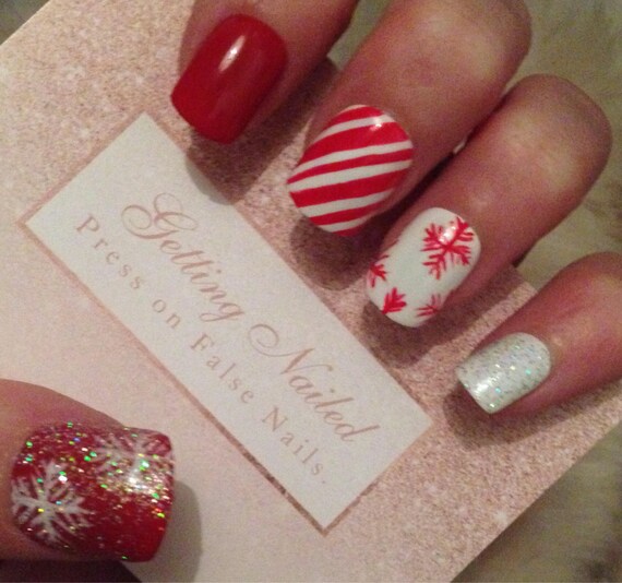 Christmas Stick On Nails 