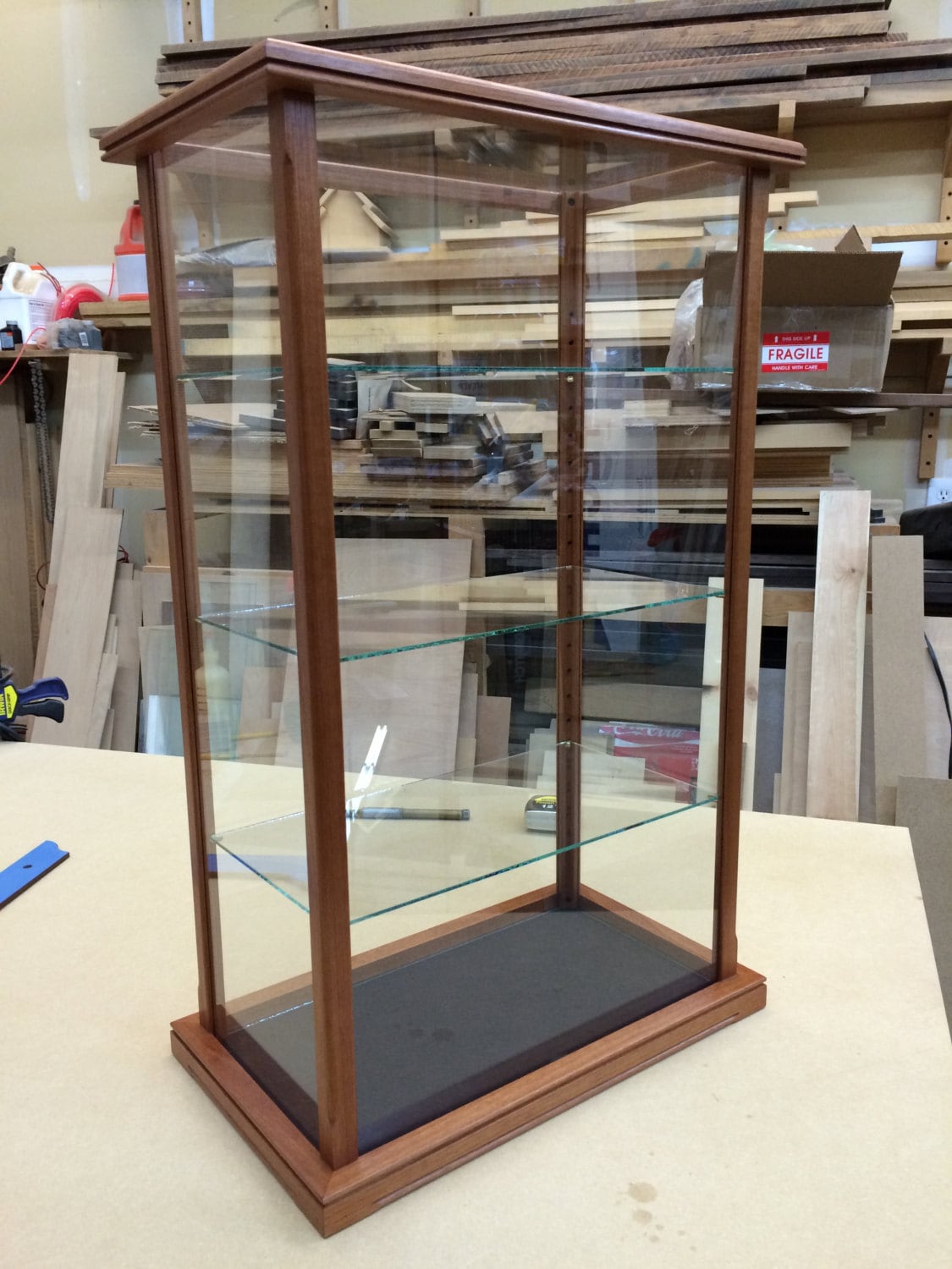 Vitrina De Joyas De Madera Con Tapa De Vidrio Templado, 18 Compartimentos, Color Roble, Ideal Para Colecciones