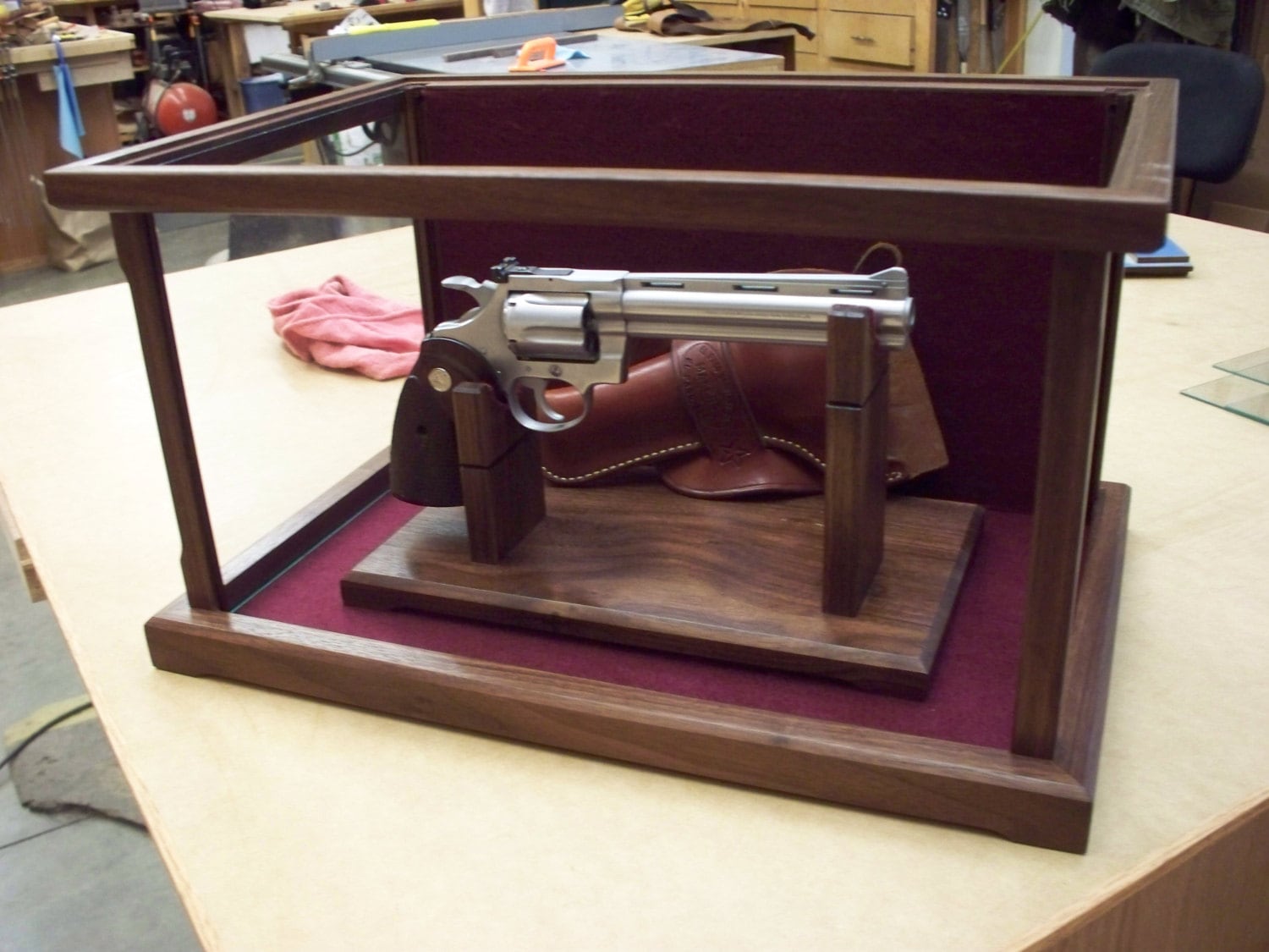 Bacheca/Espositore Per Pistole In Legno Ciliegio - Chiburashka3 - 2 Posti Con Vetro E Serratura - Made In USA