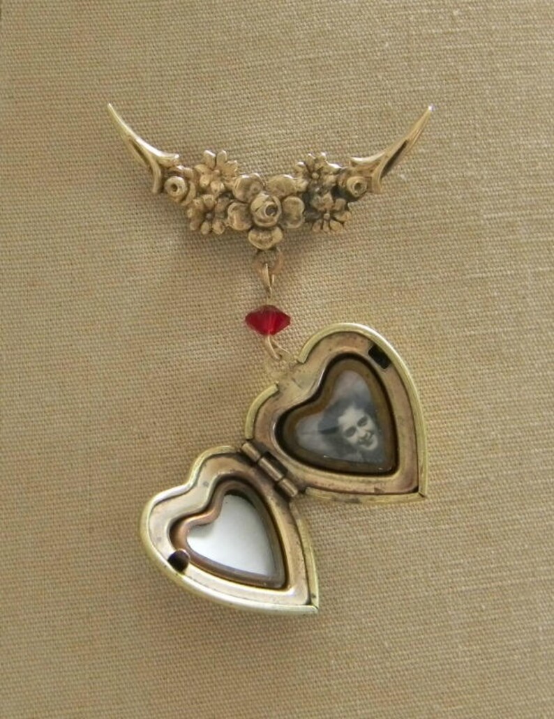 Vintage Hanging Heart Locket Brooch Victorian Style Locket Etsy