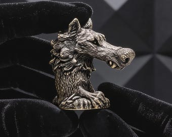 Sculpture de bureau loup en bronze, symbole de force et de leadership, petite décoration de bureau rustique, cadeau figurine animal des bois, loup miniature