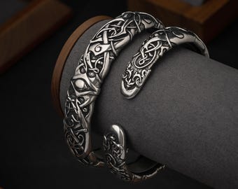 Pulsera vikinga estilo Urnes - Brazalete nórdico de metal - Pulsera escandinava con animales estilo Urnes - Joyería vikinga para hombres y mujeres 001-749