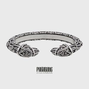 Viking Bracelet With Odin's Ravens Hugin & Munin Scandinavian Arm Ring Viking Jewelry Pewter art. 001-091 image 3