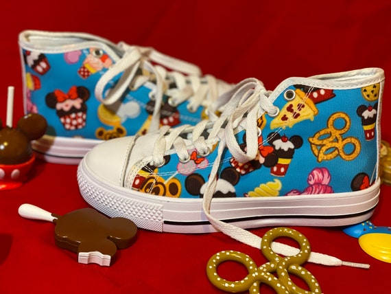 Alergia alquitrán Acelerar Zapatos con cordones para niños Disney Snack - Etsy España