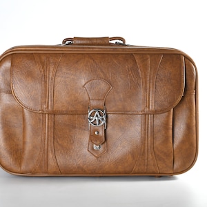 Vintage 1970s Brown Vinyl Escort Series Overnight Suitcase | by American Tourister | True Vintage 70s Funky Travel Bag