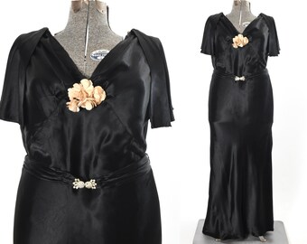 Vintage 1930s Plus Size Black Satin Caped Flutter Sleeve Bias Cut Maxi Evening Gown  | True Vintage 30s Black Formal Dress