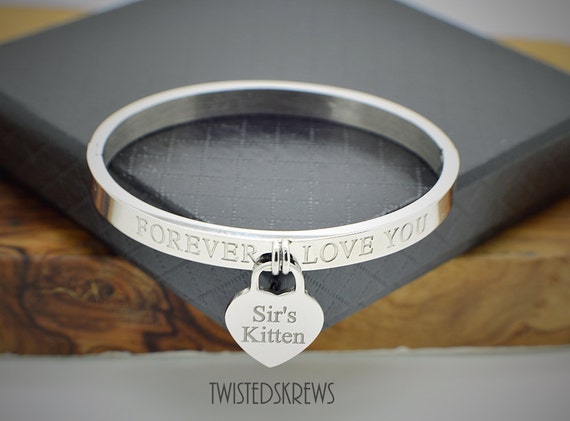 bdsm diy metal wrist cuffs Norma skyes nude