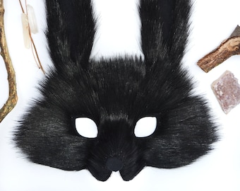 Máscara de conejo negro, hecha a mano
