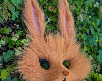 Máscara de conejo color caramelo rubio fresa, de piel sintética y hecha a mano