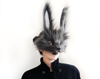 Máscara de conejo de pizarra, hecha a mano