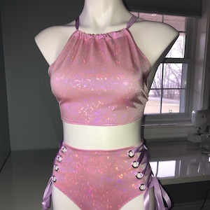 Haut rave rose, tenue rave rose femme, haut festival, haut holographique, tenue rave, vêtements rave, ensemble rave rose femme