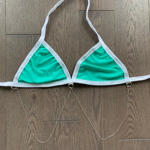 Grün und weißes Rave-Top, Ketten-Rave-Bralette, Rave-Outfit Frauen, Rave-Outfit-Set, Rave-Abnutzung, Festival-Top, Festival-Outfit