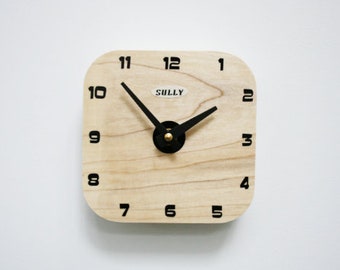 Naked Square Sully Clock