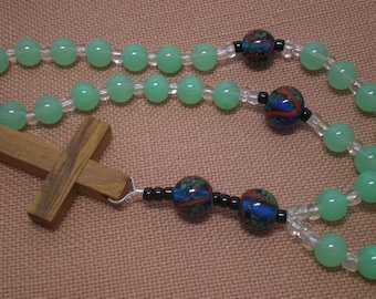 Christian Prayer Beads - Anglican Rosary - Green Glass Beads - Blue with Red and Green Glass Lampwork Beads - Olivewood Cross -  Gift - 152R