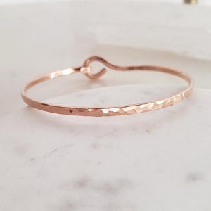 Rose gold bangle, Rose gold filled bangle, rose gold bracelet, minimal bracelet, hammered bangle, minimal accessories, stacking bangle