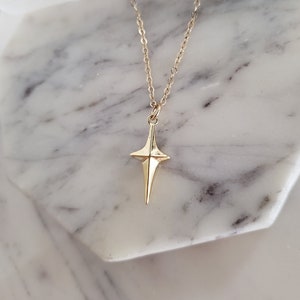 North Star necklace, Polaris necklace, Gold star necklace, starburst necklace, dainty star necklace gold, large star necklace, gold filled