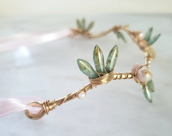 Woodland wedding crown, Elven circlet, boho bridal crown, faerie crown, bridal tiara, gemstone and pearl tiara, bridal headpiece, diadem