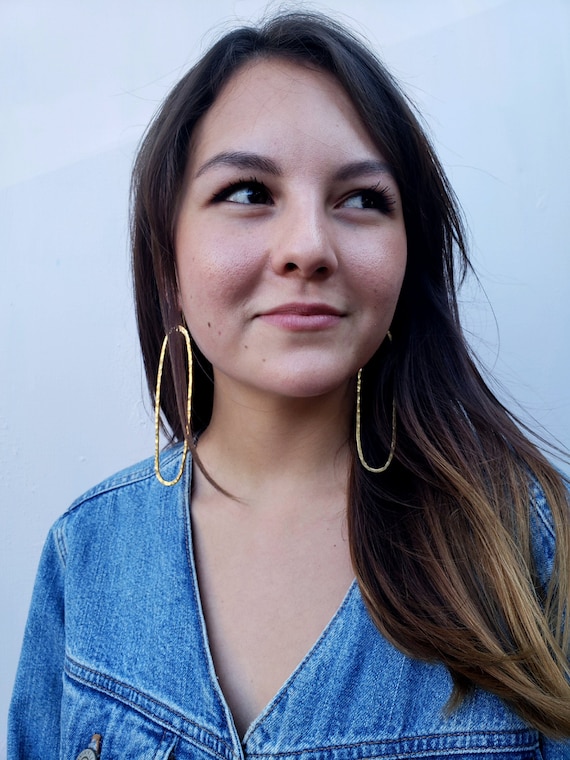 Aesthetic earrings, big gold earrings, gold hammered earrings, funky earrings, abstract earrings, statement earrings, organic shape earrings