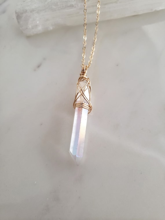 Angel Aura Quartz Necklace, Quartz Point Necklace, Hippie Necklace, Aura Quartz pendant, AB crystal necklace, Healing Necklace, Dainty