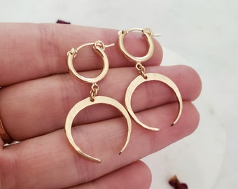 crescent moon earrings, huggie hoops, gold moon hoops, crescent moon earrings, crescent moon hoops, small gold hoops, celestial jewelry