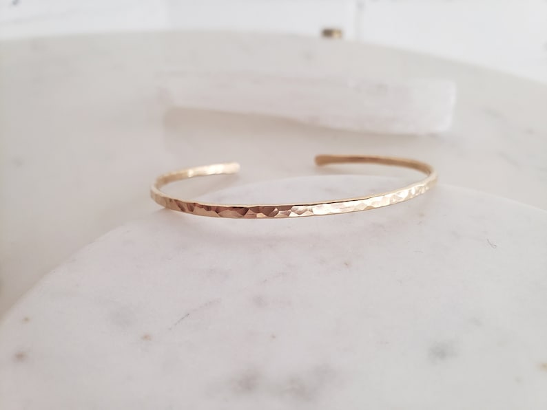 Hammered gold cuff bracelet, minimal bracelet, thin gold cuff bracelet, dainty bracelet, gold filled stamped bracelet, bracelet femme 14k gold fill