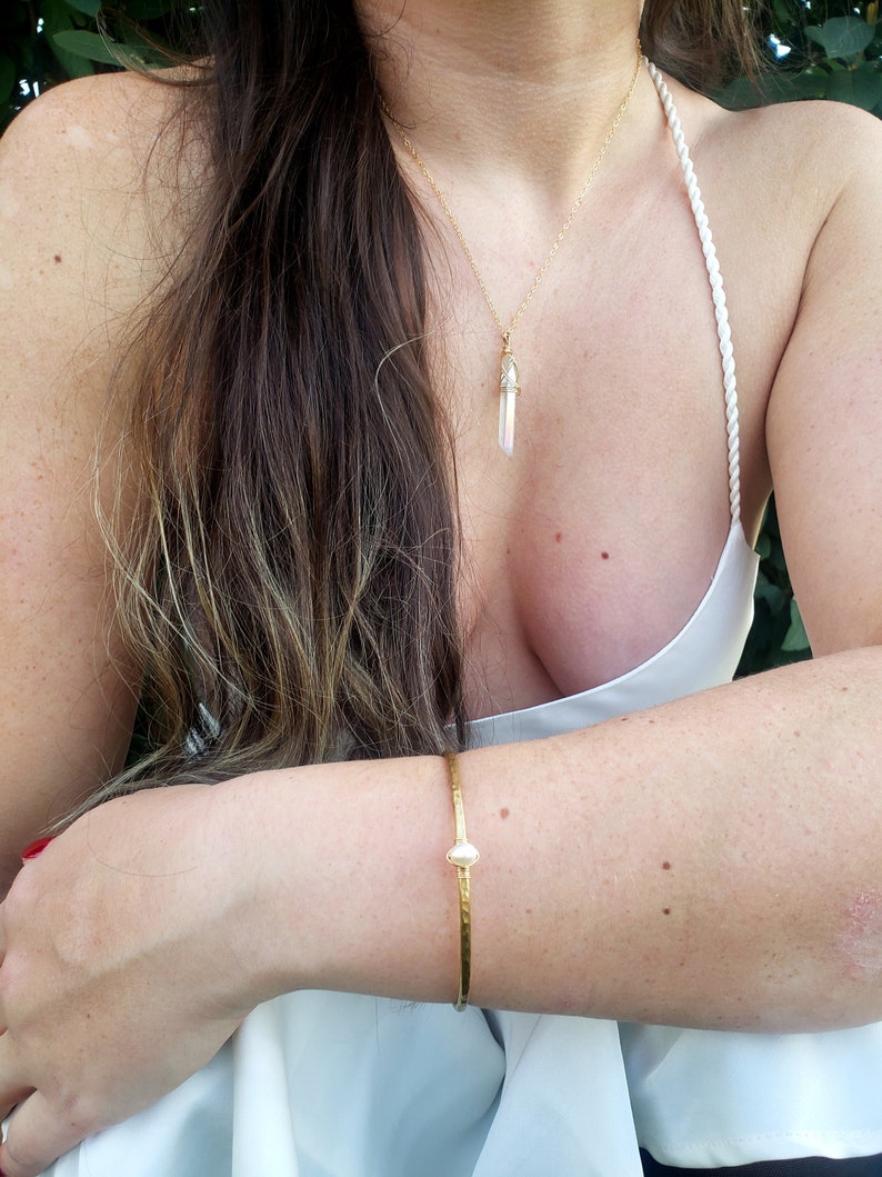 Angel Aura Quartz Necklace, Quartz Point Necklace, Hippie Necklace, Aura Quartz pendant, AB crystal necklace, Healing Necklace, Dainty bild 6