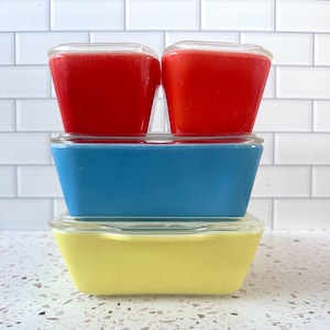 Vintage Pyrex 4-Pc Primary Colors Fridgies Refrigerator Set