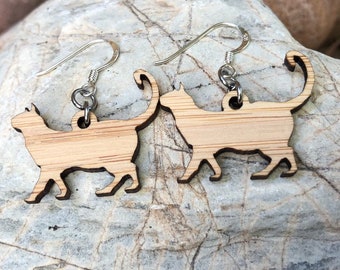 Siamese cat wood earrings - drop earrings - cat earrings - cat lover jewelry - cat gift - siamese jewelry - pet - bamboo - laser cut