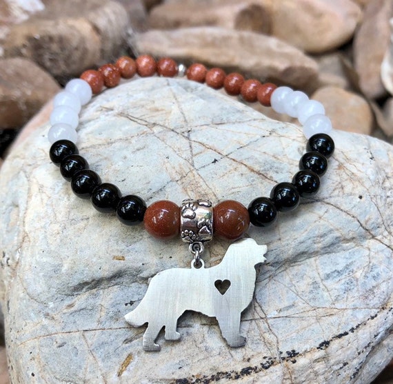 Bracelet en pierres précieuses bouvier bernois bracelet sur le