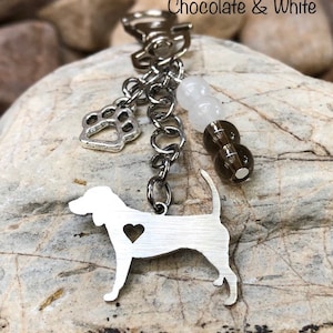 Beagle dog keychain, dog gemstone key chain, bag charm, pet keepsake, beagle jewelry, jewellery, animal, Christmas, key ring