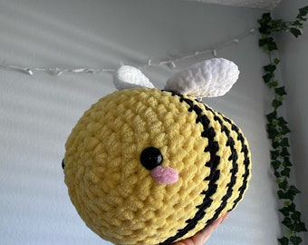 Classic Bee Pillow - MADE TO ORDER