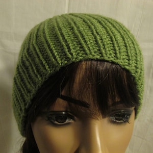 Essential Knit Beanie in Tea Green