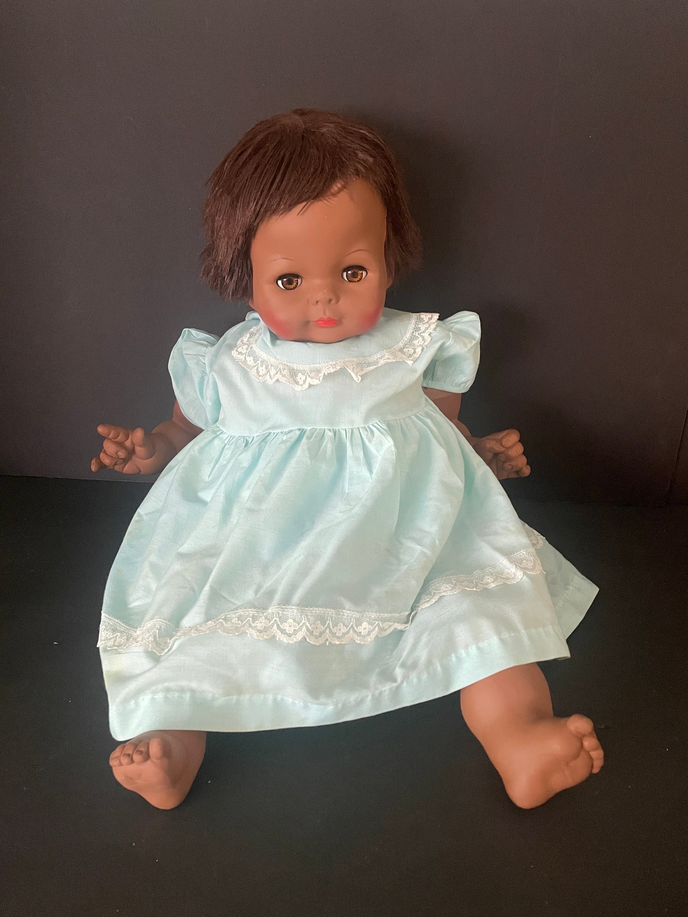 Vogue Baby Burp Doll with Box & Original clothes 1975