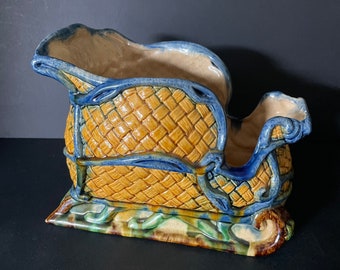 Vintage Christmas ceramic basket weave sleigh from Dept 56
