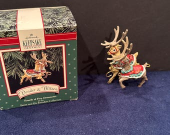 Vintage 1992 Hallmark Donder & Blitzen Santa Claus Sleigh Reindeer